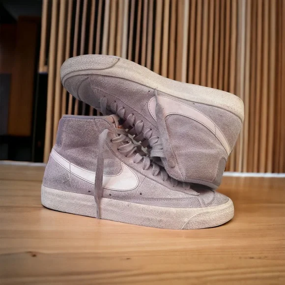 NIKE Mid Blazer 77 “PREMIUM” HighTop Shoes - Picture 1 of 4